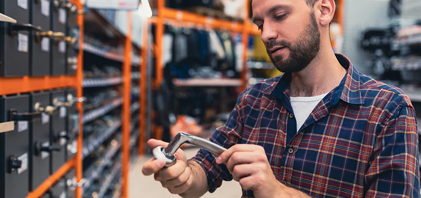 Locksmith For Retail Stores Lockout Services in Monrovia, California